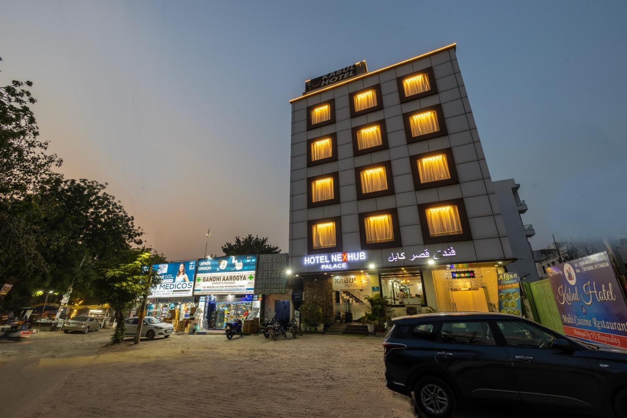 Kabul Hotel By Nexhub Palace - Medanta グルガウン エクステリア 写真