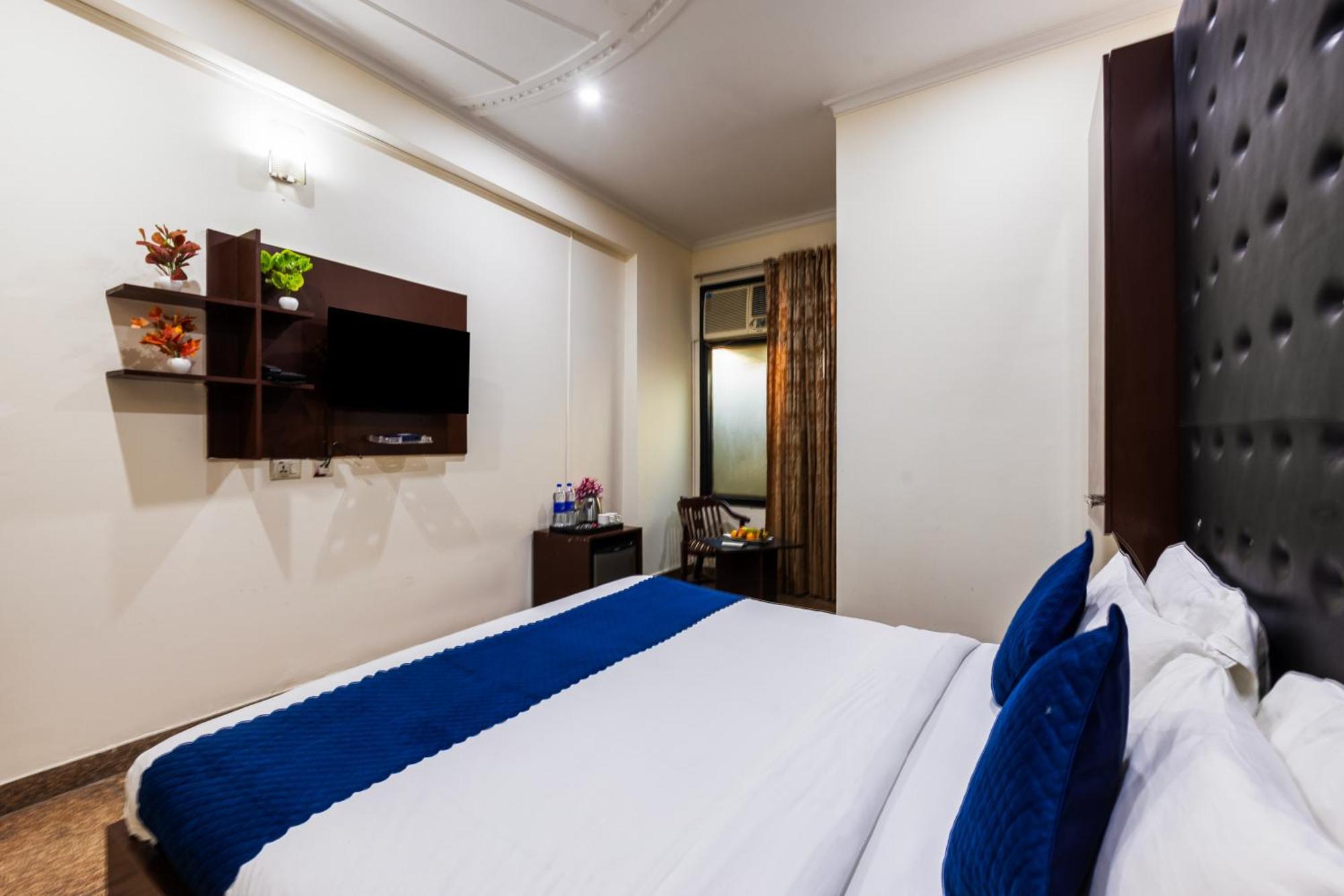 Kabul Hotel By Nexhub Palace - Medanta グルガウン エクステリア 写真