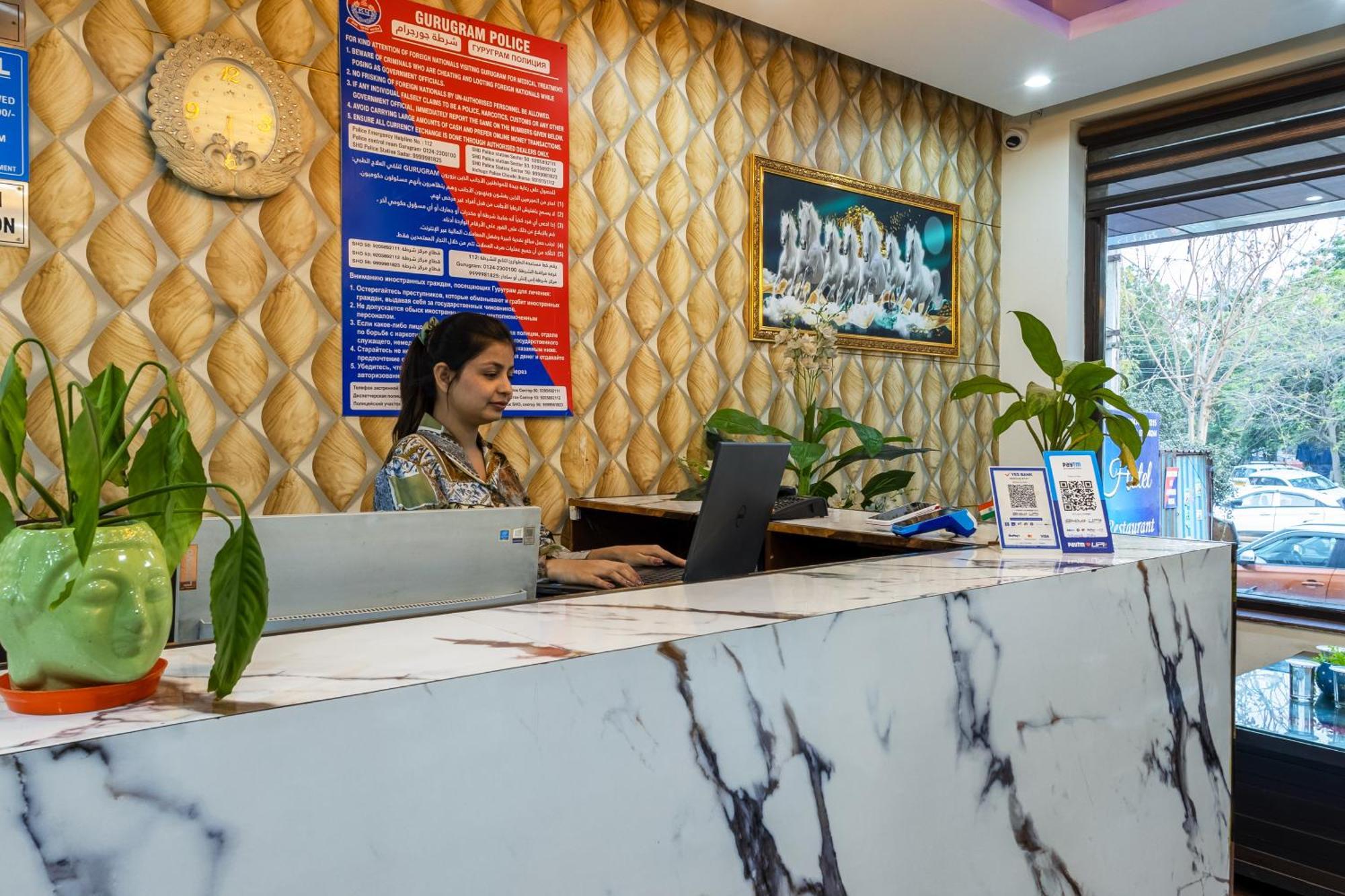 Kabul Hotel By Nexhub Palace - Medanta グルガウン エクステリア 写真